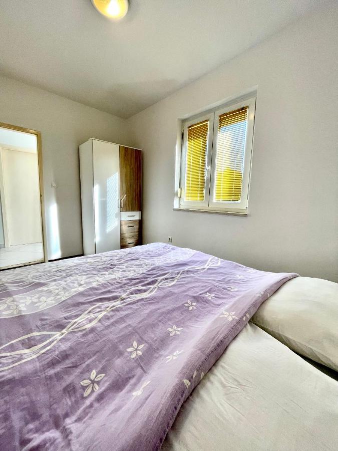 Lovre Apartment Zadar